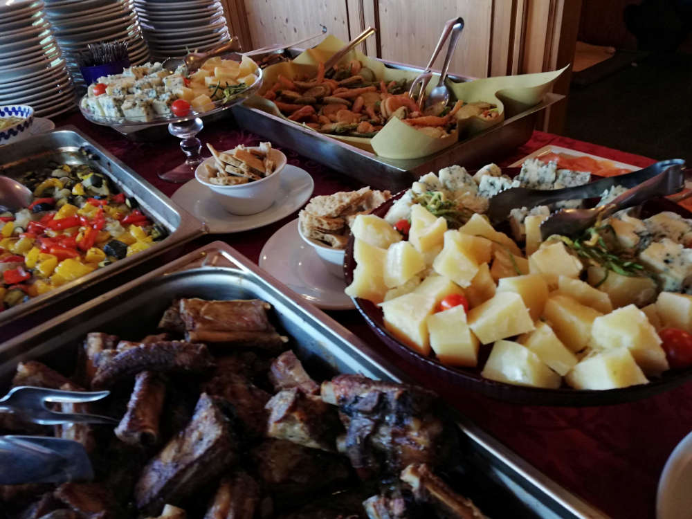 piatti cucina i due laghi hotel